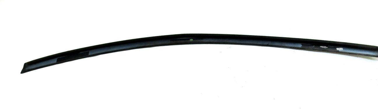 Thumbnail 5: 2008-2014 MERCEDES C-CLASS (W204) REAR TRUNK SPOILER WING (CALCITE WHITE 650U)