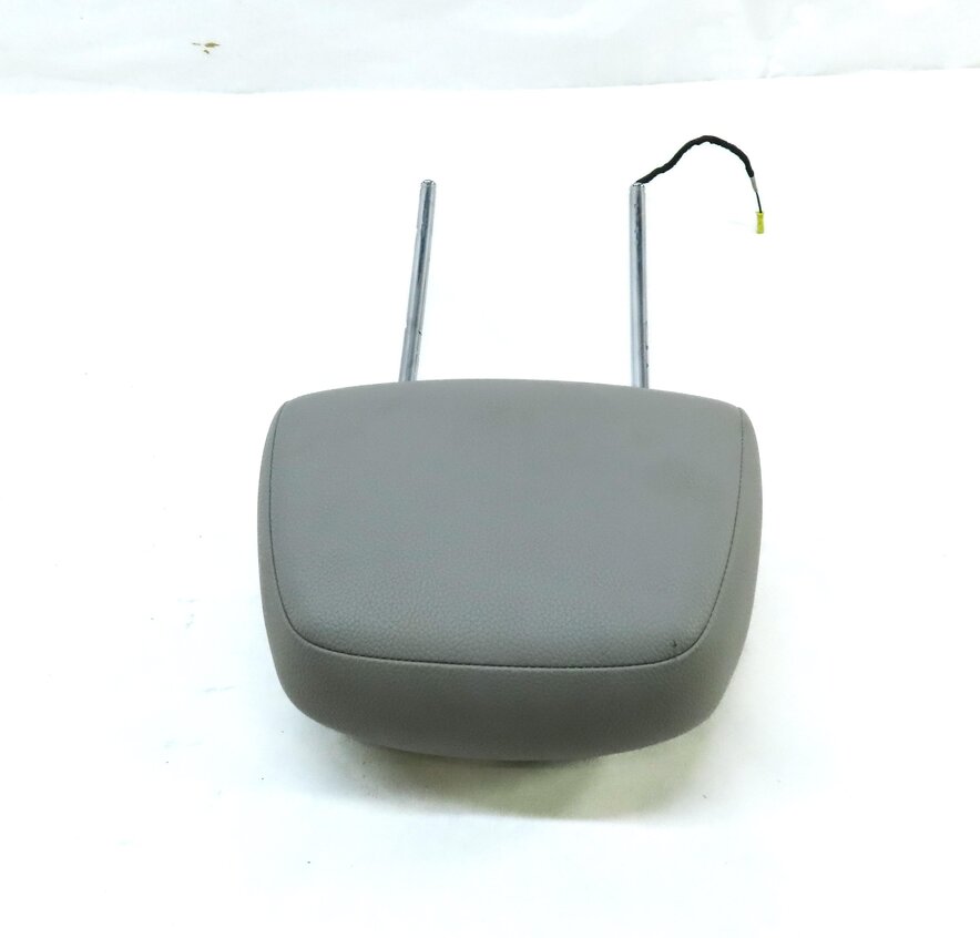 Thumbnail 3: 11-14 MERCEDES C-CLASS (W204) FRONT LEFT OR RIGHT ACTIVE SEAT HEADREST (GRAY)