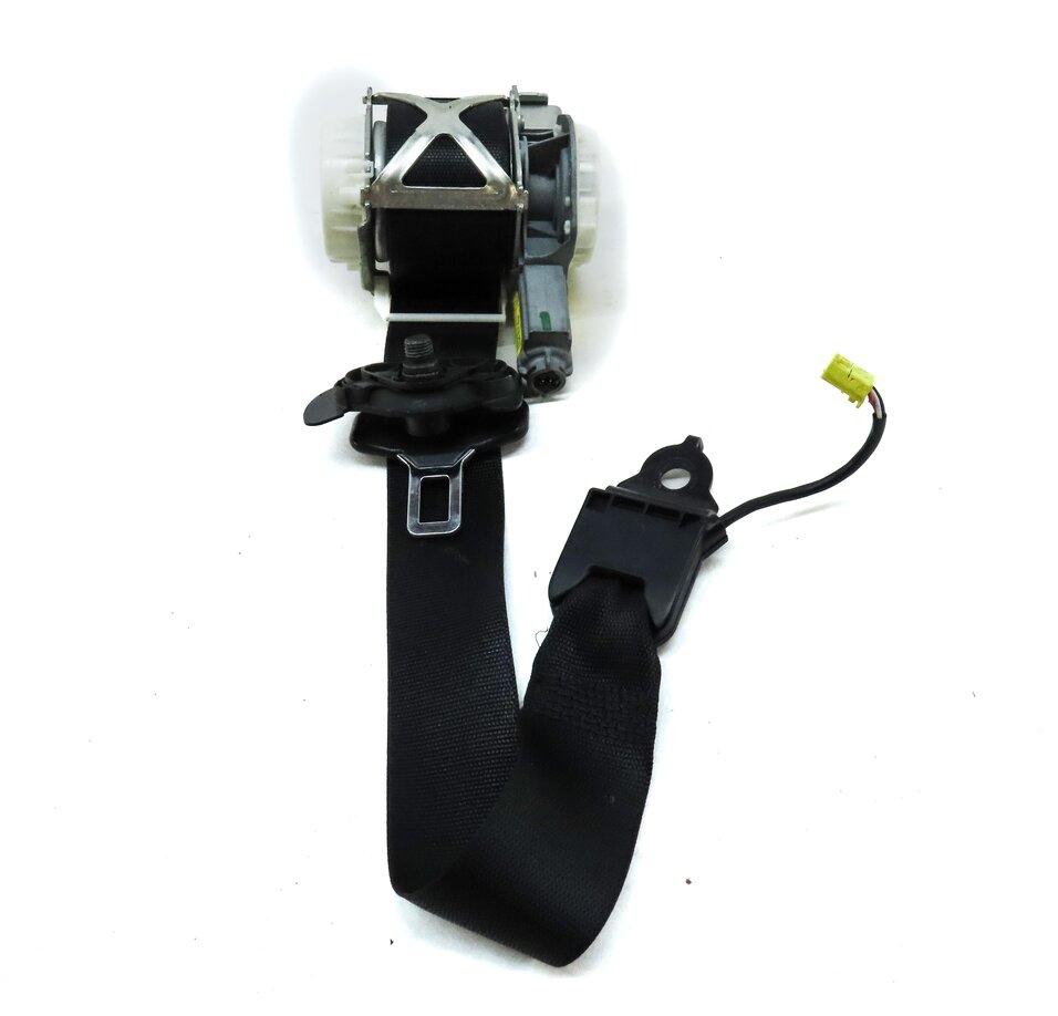 Thumbnail 2: 12-14 MERCEDES C-CLASS W204 SEDAN FRONT RIGHT PASSENGER SEATBELT RETRACTOR BLACK