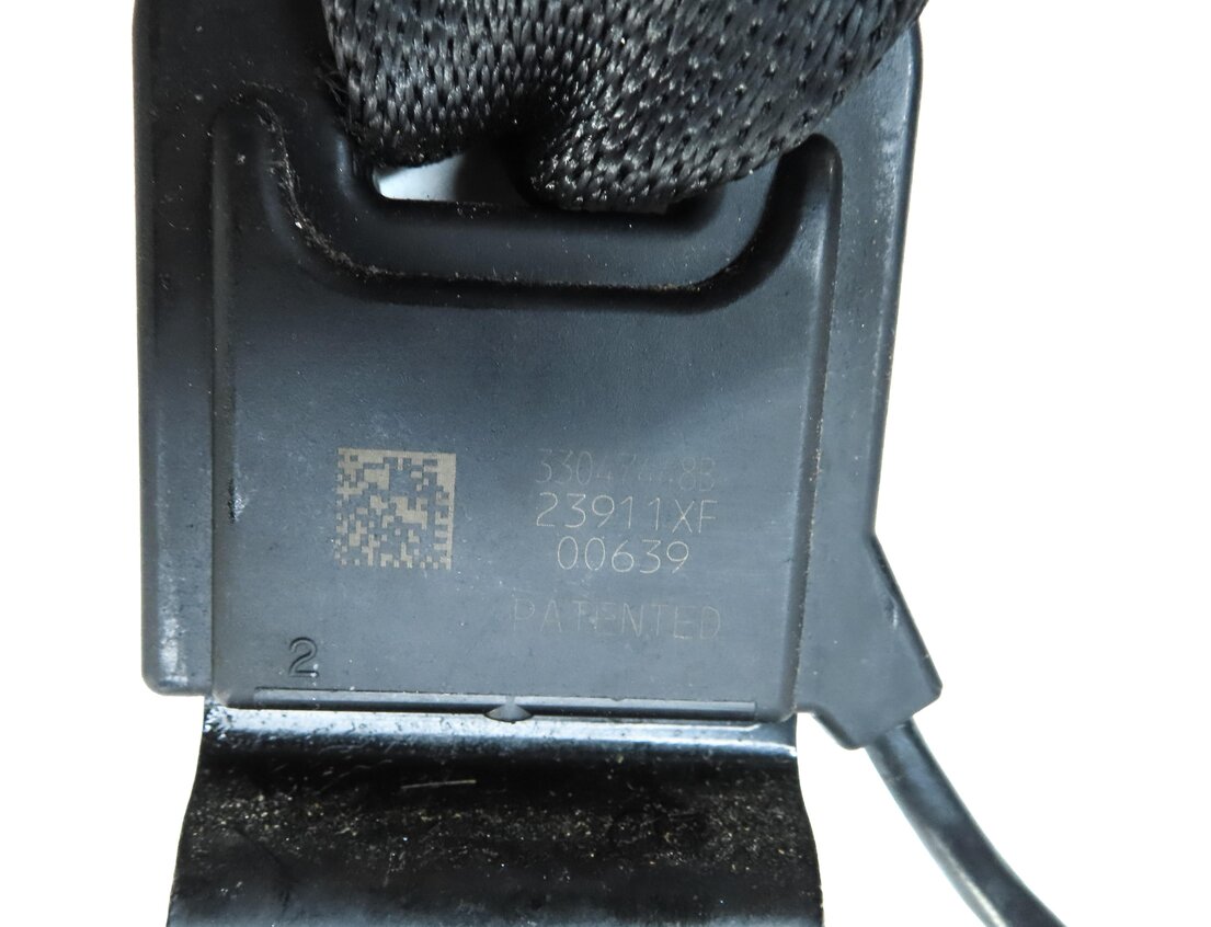 Thumbnail 5: 12-14 MERCEDES C-CLASS W204 SEDAN FRONT RIGHT PASSENGER SEATBELT RETRACTOR BLACK