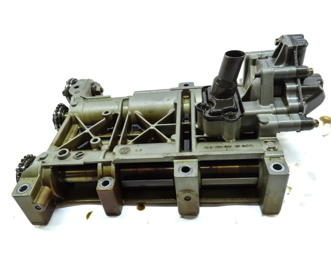 Thumbnail 3: 2012 MERCEDES C CLASS (W204) 1.8L TURBO M271 ENGINE OIL PUMP w/ BALANCE SHAFT