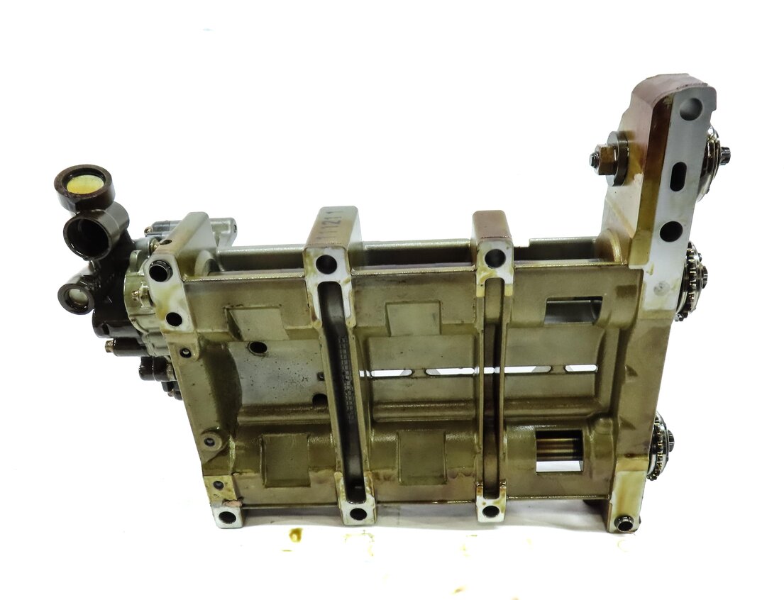 Thumbnail 6: 2012 MERCEDES C CLASS (W204) 1.8L TURBO M271 ENGINE OIL PUMP w/ BALANCE SHAFT