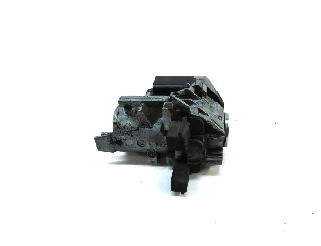 Thumbnail 6: 2012 MERCEDES C CLASS W204 FRONT LEFT DRIVER DOOR & TRUNK LOCK CYLINDER KEY SET