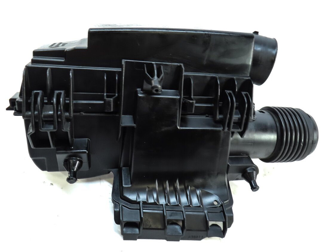 Thumbnail 5: 2012-2015 MERCEDES C250 SLK250 (W172 W204) AIR INTAKE FILTER BOX HOUSING CLEANER
