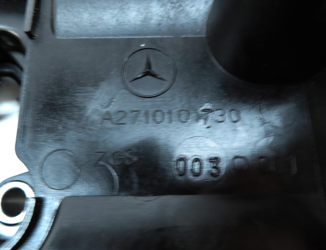 Thumbnail 6: 2012-2015 MERCEDES C250 SLK250 (R172 W204) 1.8L M271 TURBO ENGINE VALVE COVER
