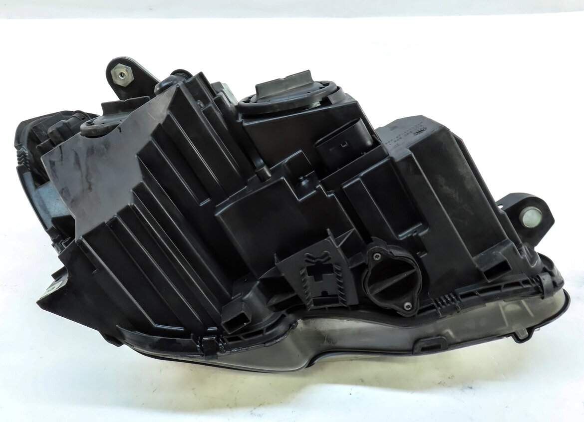 Thumbnail 5: 12-15 MERCEDES C250 C300 C350 (W204) LEFT DRIVER HALOGEN HEADLIGHT LIGHT LAMP