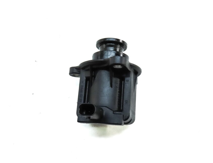 Thumbnail 3: 2012 MERCEDES C CLASS (W204) 1.8L TURBO M271 ENGINE TURBOCHARGER DIVERTER VALVE