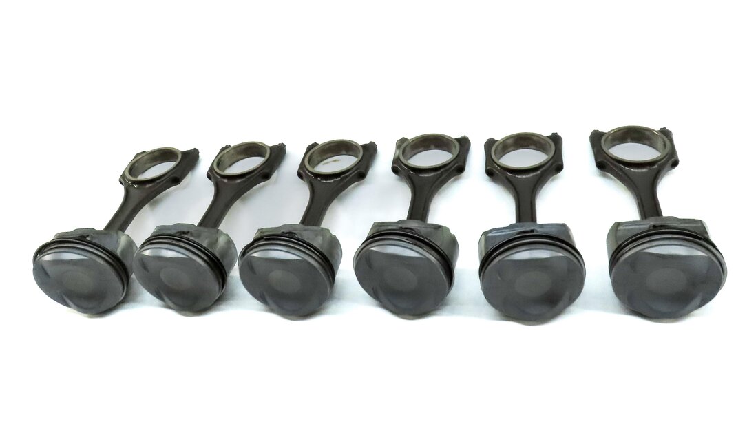 Thumbnail 2: 2009-2012 AUDI A4 A5 A6 Q5 (B8 8K 8T 8R C7) 3.2L FSI ENGINE PISTON & ROD SET-6