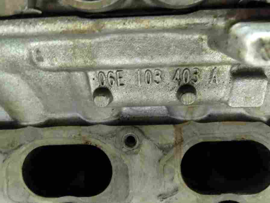 Thumbnail 4: 2008-2011 AUDI A4 A5 Q5 (B8 8K 8T 8R) 3.2L V6 FSI - LEFT ENGINE CYLINDER HEAD