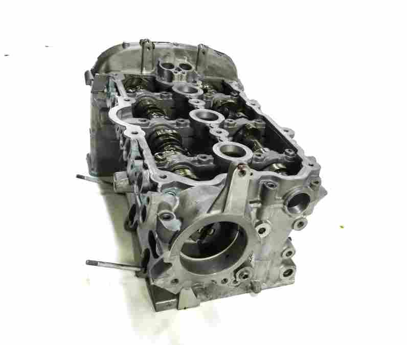 Thumbnail 5: 2008-2011 AUDI A4 A5 Q5 (B8 8K 8T 8R) 3.2L V6 FSI - LEFT ENGINE CYLINDER HEAD