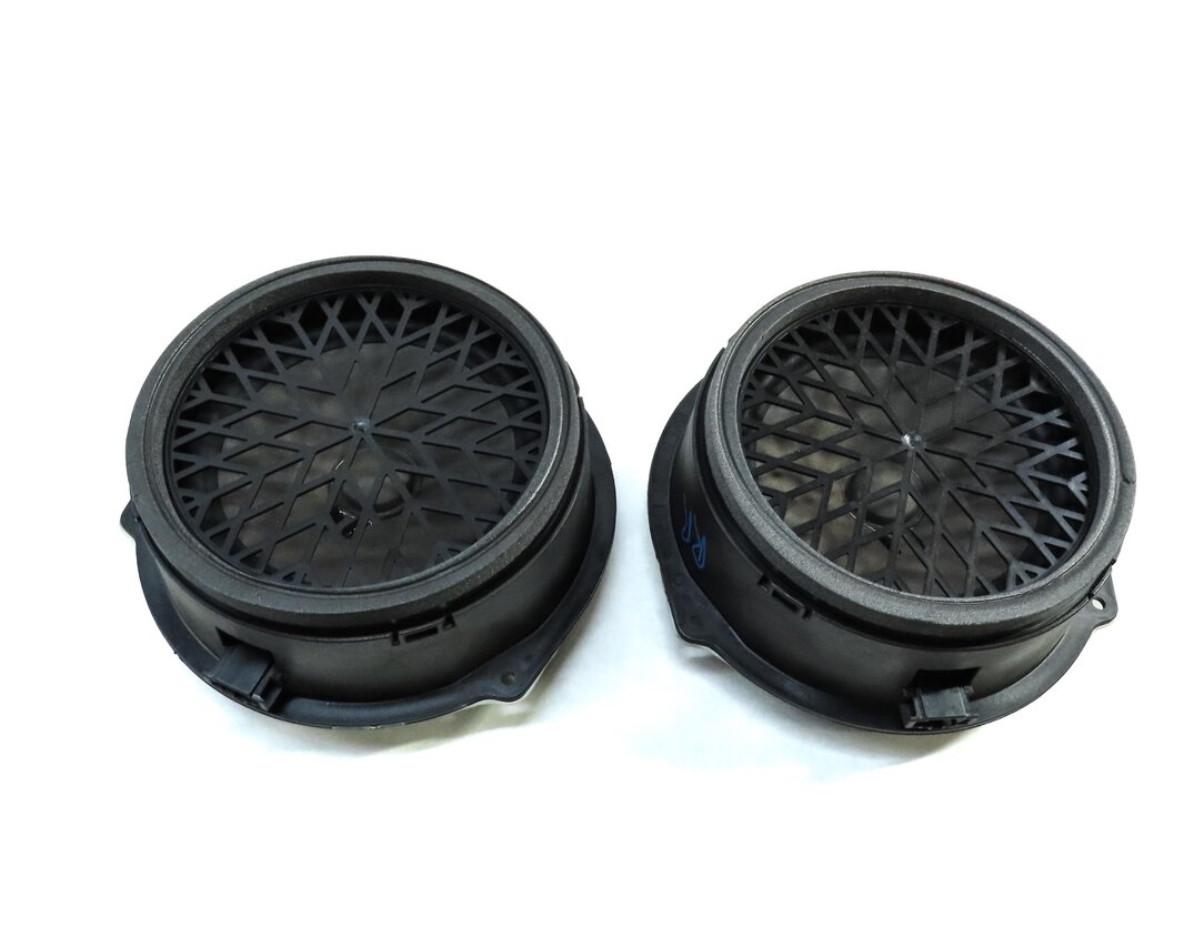 Thumbnail 6: 2010 AUDI Q5 (B8 8R) BANG & OLUFSEN AUDIO SUB SUBWOOFER TWEETER SPEAKER SET