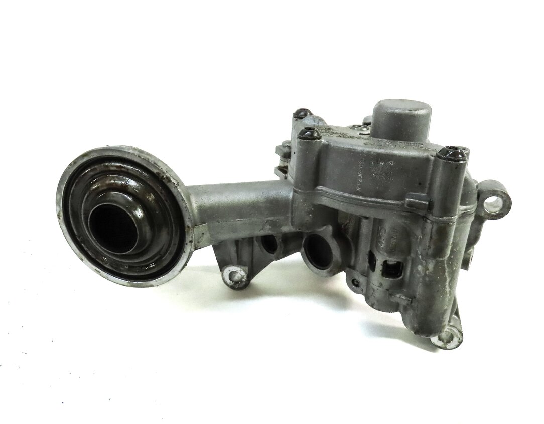 Thumbnail 7: 2010 AUDI Q5 (B8 8R) 3.2L CALB FSI ENGINE OIL PUMP w/ SPROCKET