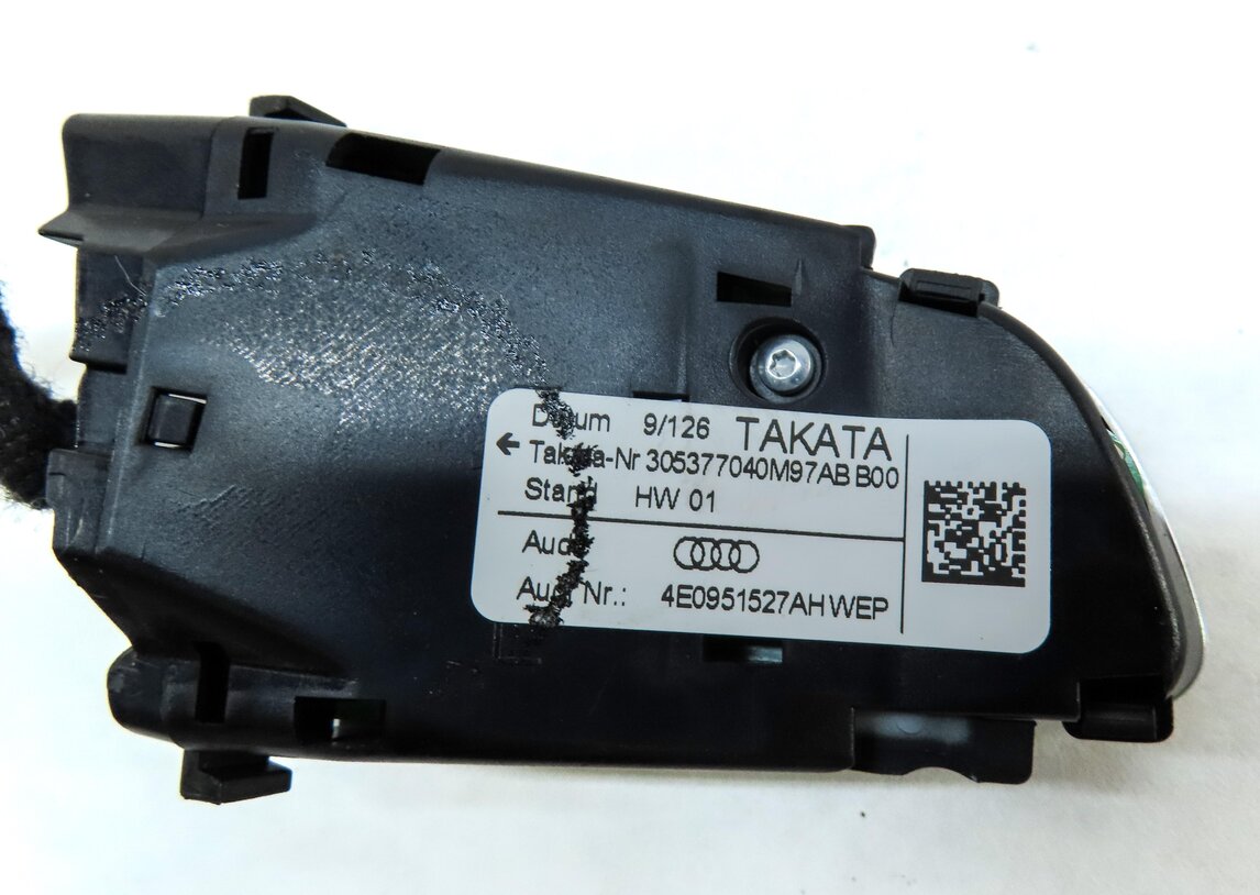 Thumbnail 5: 2010 AUDI Q5 (B8 8R) LEFT & RIGHT STEERING WHEEL RADIO PHONE SWITCH BUTTON SET-2