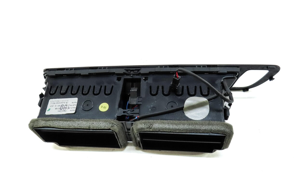 Thumbnail 3: 2010 AUDI Q5 (B8 8R) FRONT CENTER DASH HEATER A/C AIR VENT