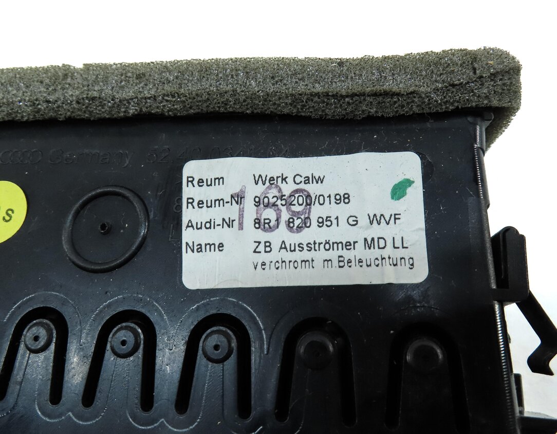 Thumbnail 5: 2010 AUDI Q5 (B8 8R) FRONT CENTER DASH HEATER A/C AIR VENT