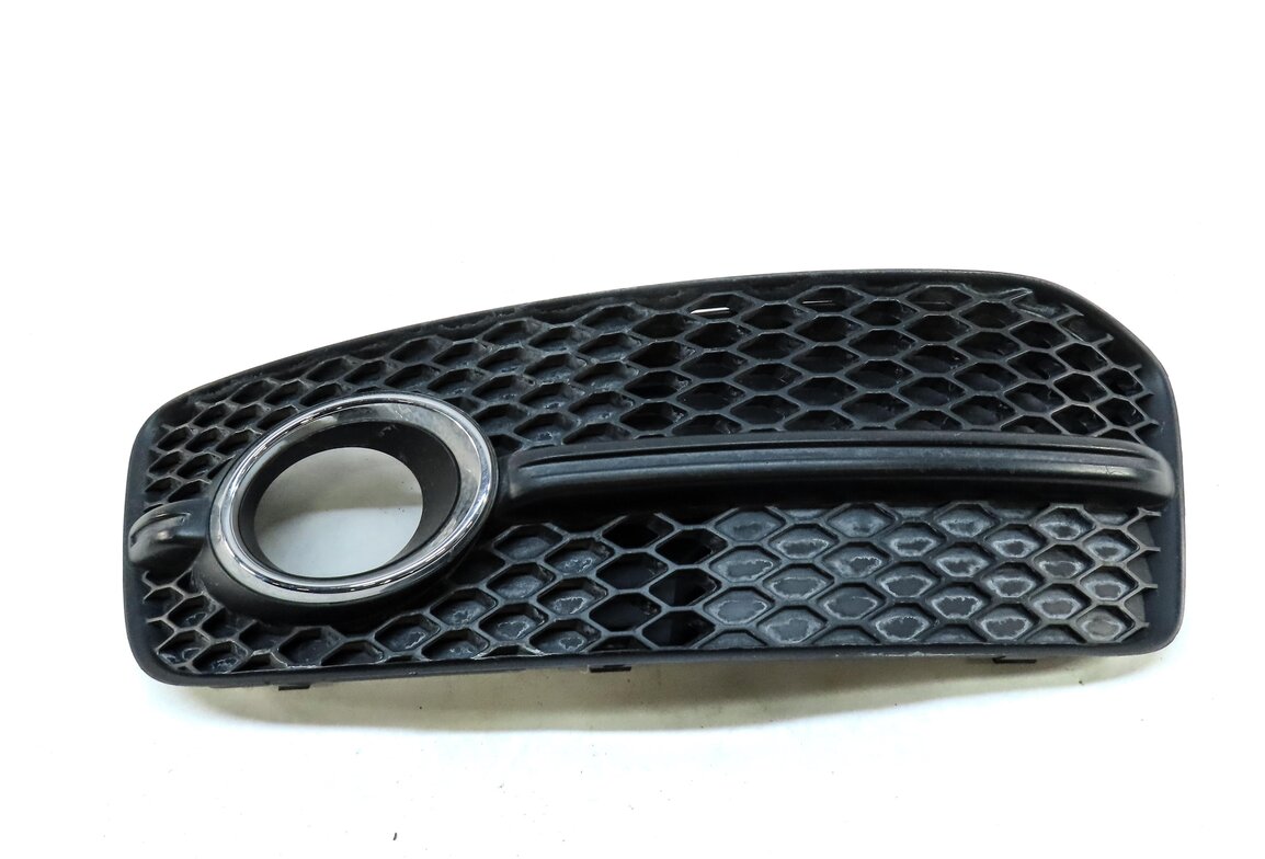 Thumbnail 2: 2009-2012 AUDI Q5 (B8 8R) LEFT FRONT DRIVER FOGLIGHT GRILLE TRIM (S-LINE)