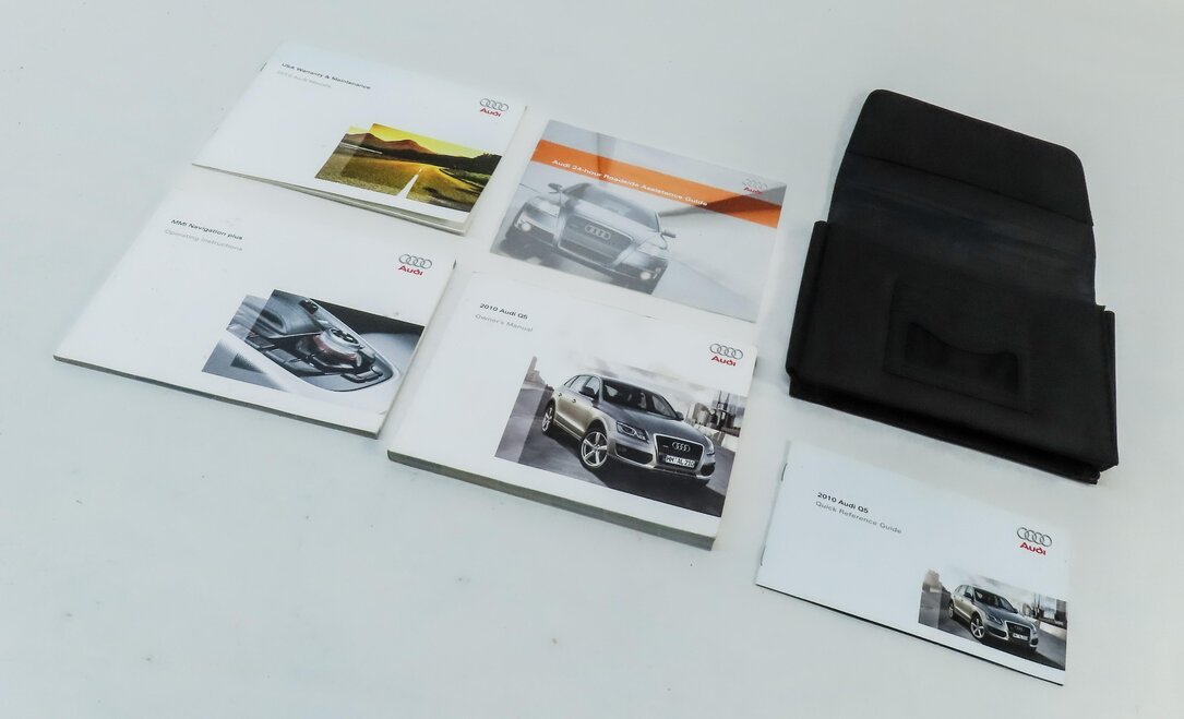 Thumbnail 3: 2010 AUDI Q5 (B8 8R) OWNERS MANUAL BOOK BOOKLET GUIDE SET w/ CASE