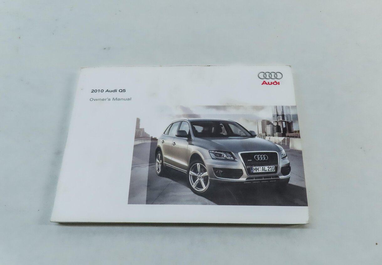 Thumbnail 8: 2010 AUDI Q5 (B8 8R) OWNERS MANUAL BOOK BOOKLET GUIDE SET w/ CASE