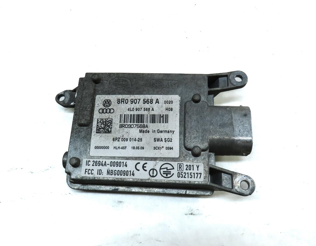 Thumbnail 3: 2009-2012 AUDI Q5 (B8 8R) BLIND SPOT RADAR SENSOR CONTROL MODULE (SLAVE)