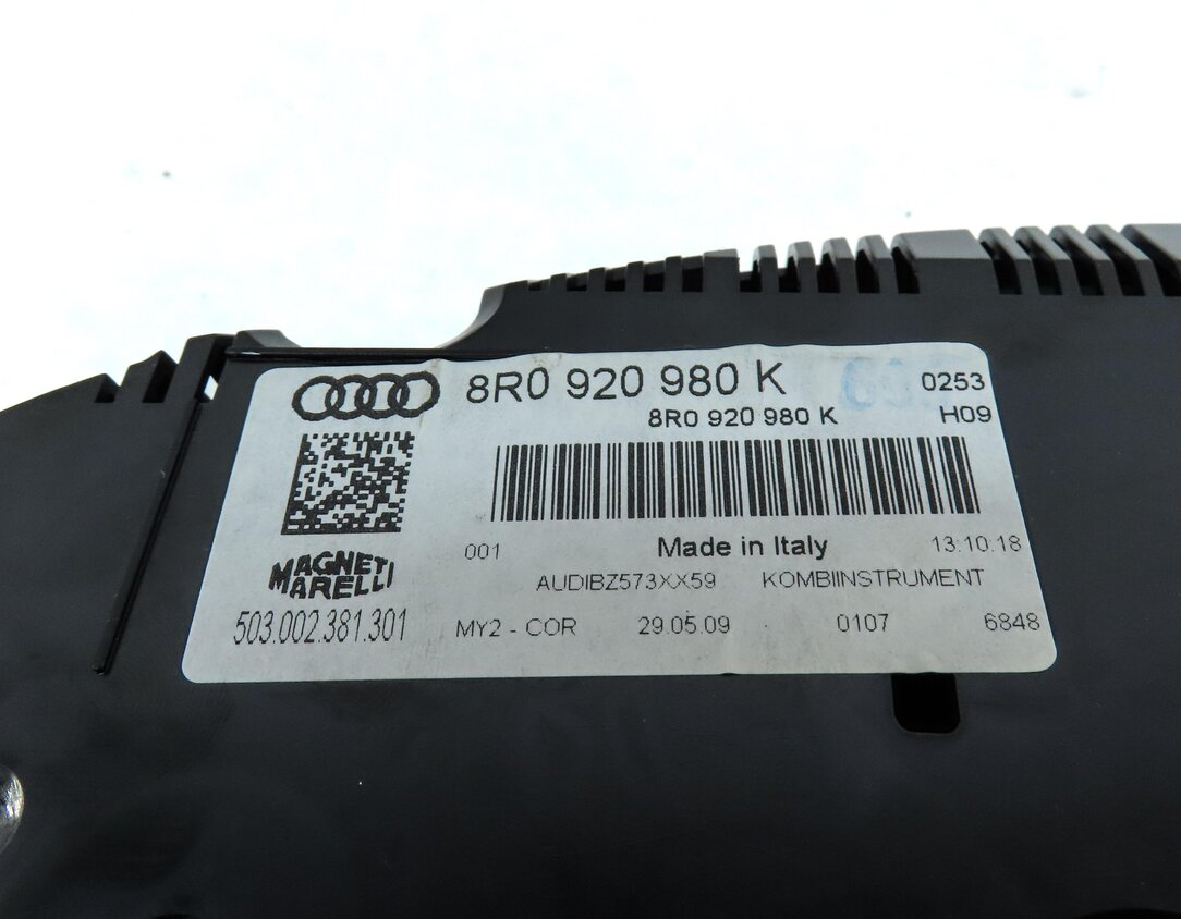 Thumbnail 19: 2010 AUDI Q5 (B8 8R) 3.2L CALB ENGINE ECM BCM GATEWAY IMMOBILIZER MODULE KEY SET