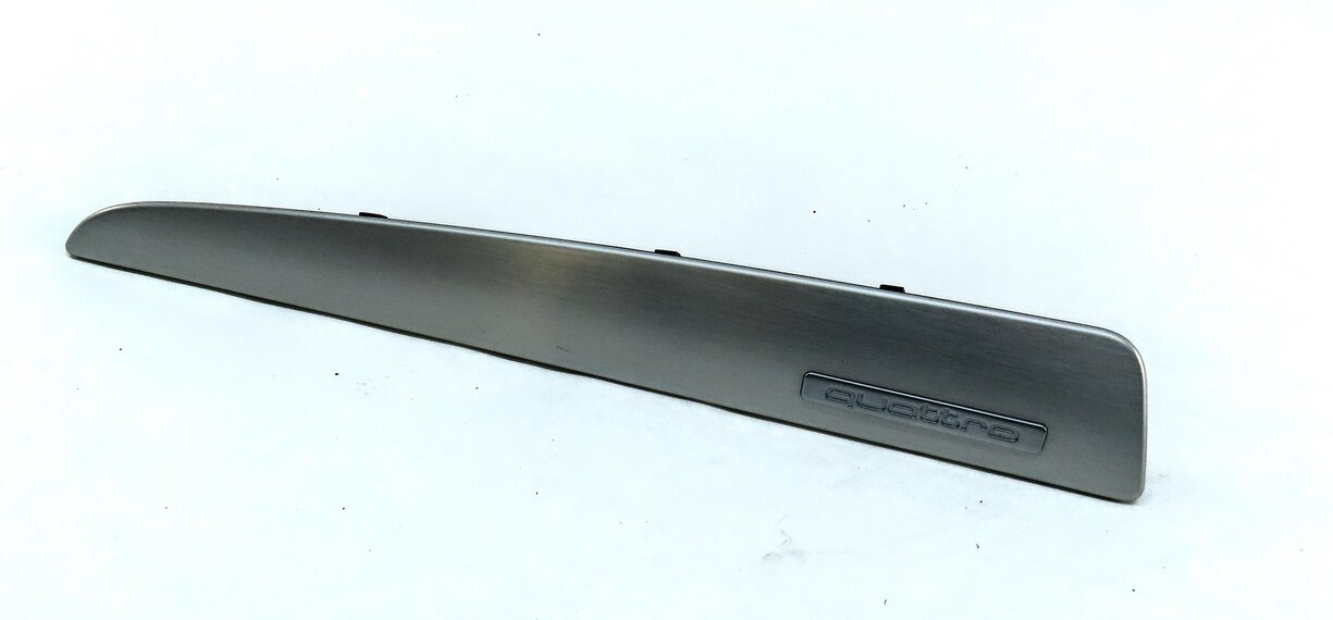 2010 AUDI Q5 (B8 8R) FRONT RIGHT PASSENGER DASH TRIM PANEL (BRUSHED ALUMINUM)