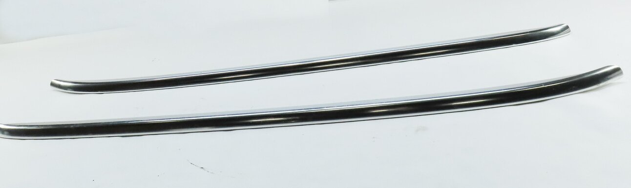 Thumbnail 2: 2010 AUDI Q5 (B8 8R) LEFT & RIGHT ROOF RACK RAIL SET-2 (SILVER)