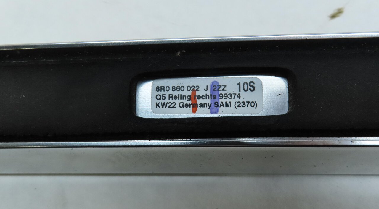 Thumbnail 9: 2010 AUDI Q5 (B8 8R) LEFT & RIGHT ROOF RACK RAIL SET-2 (SILVER)