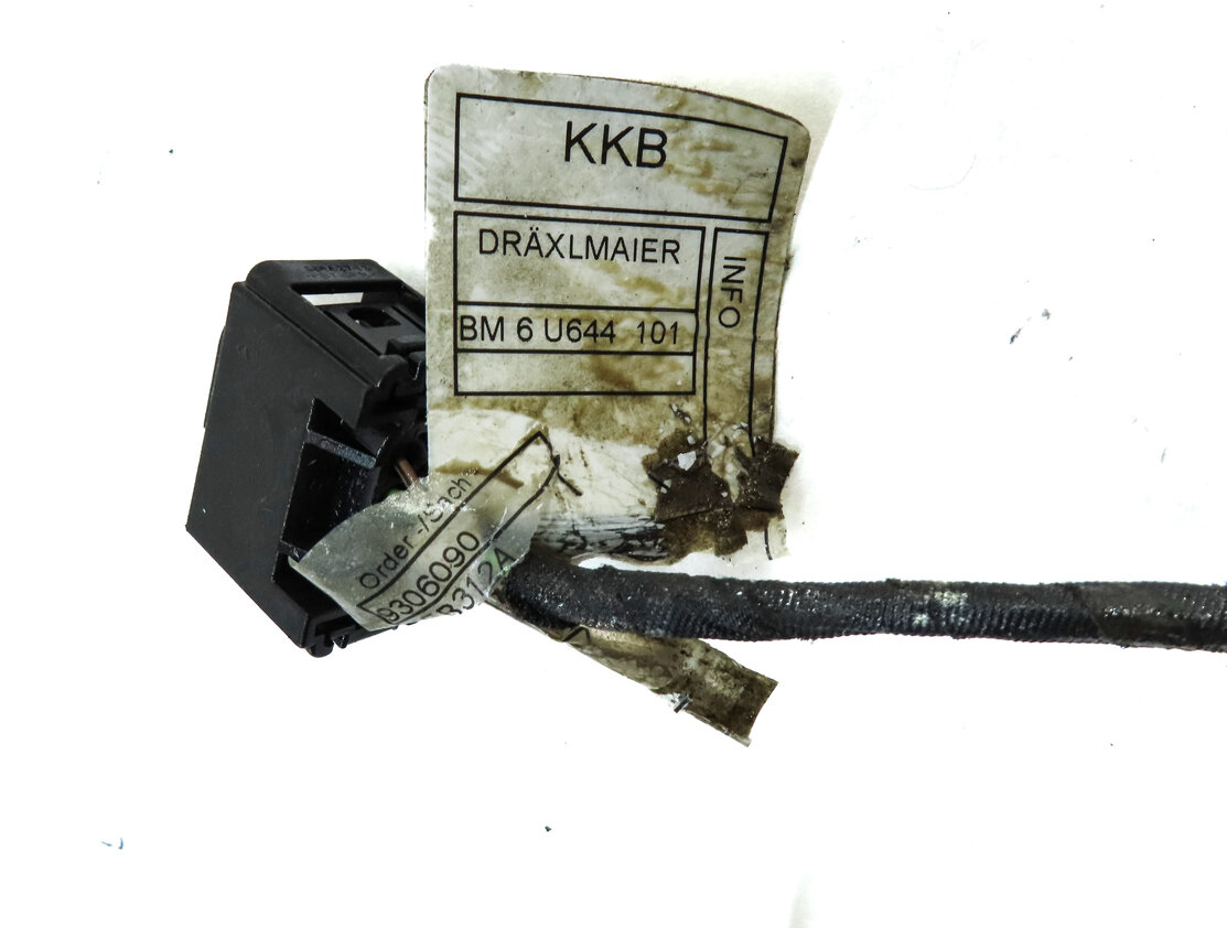 Thumbnail 4: 2014 BMW X5 (F15) REAR PARKING DISTANCE PDC SENSOR SET 4 w/ HARNESS (Gray)