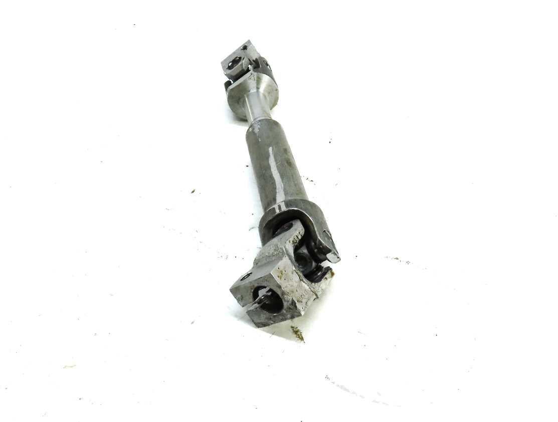 Thumbnail 3: 2014 BMW X5 (F15) STEERING COLUMN LOWER U-JOINT SWIVEL SHAFT