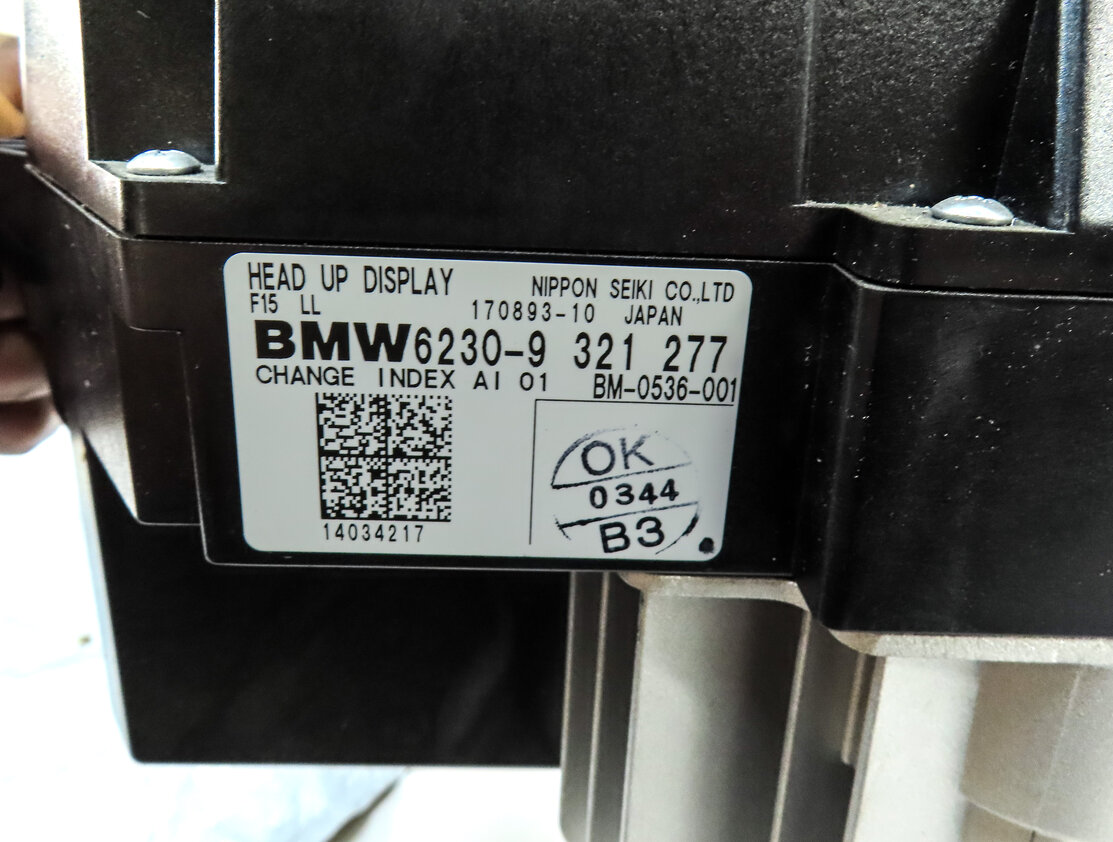 Thumbnail 6: 2014-2018 BMW X5 X5M ///M (F15 F85) HEADS UP DISPLAY PROJECTOR