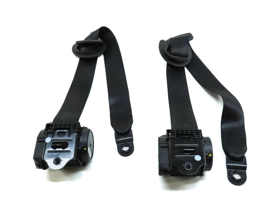 Thumbnail 4: 2014 BMW X5 (F15) REAR 2ND ROW LEFT AND RIGHT SEATBELT RETRACTOR SET 2 (Black)