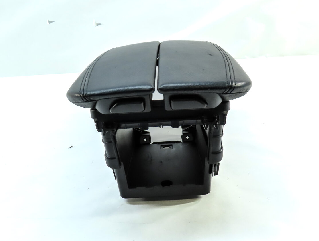 Thumbnail 3: 2014 BMW X5 (F15) CENTER CONSOLE STORAGE COMPARTMENT & LID (Black)