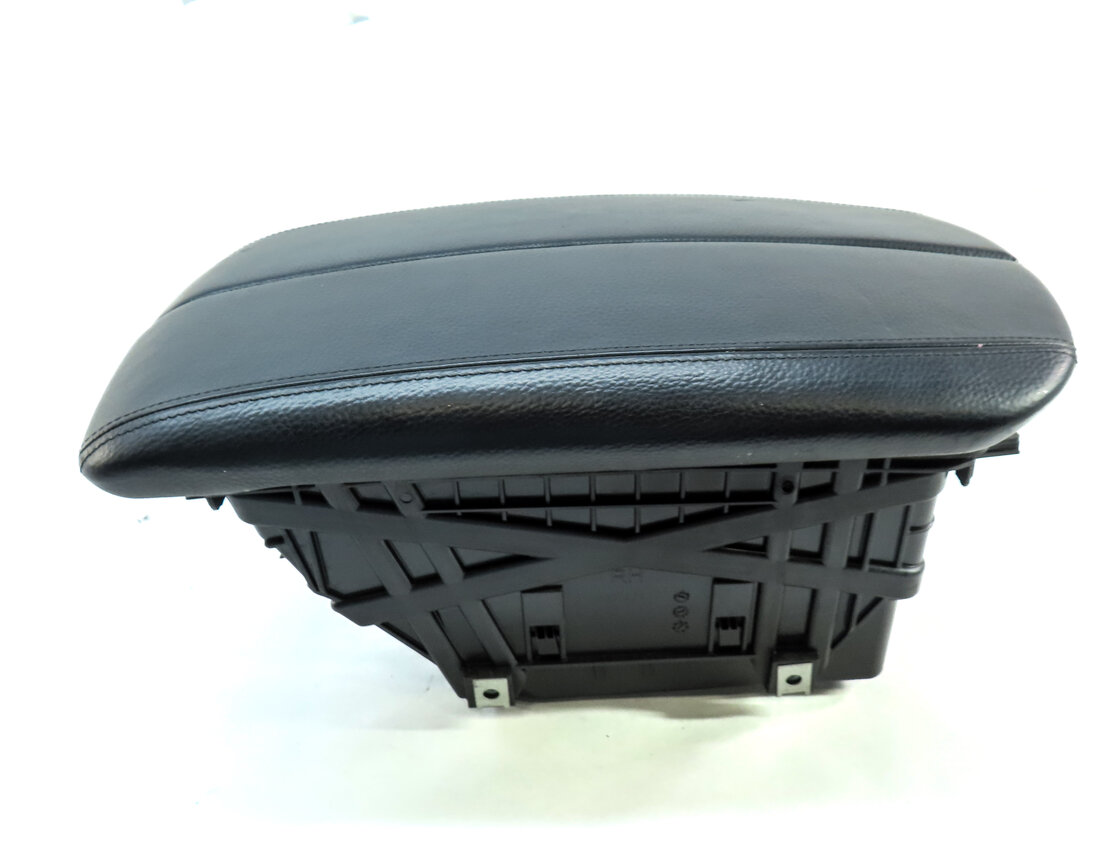 Thumbnail 4: 2014 BMW X5 (F15) CENTER CONSOLE STORAGE COMPARTMENT & LID (Black)