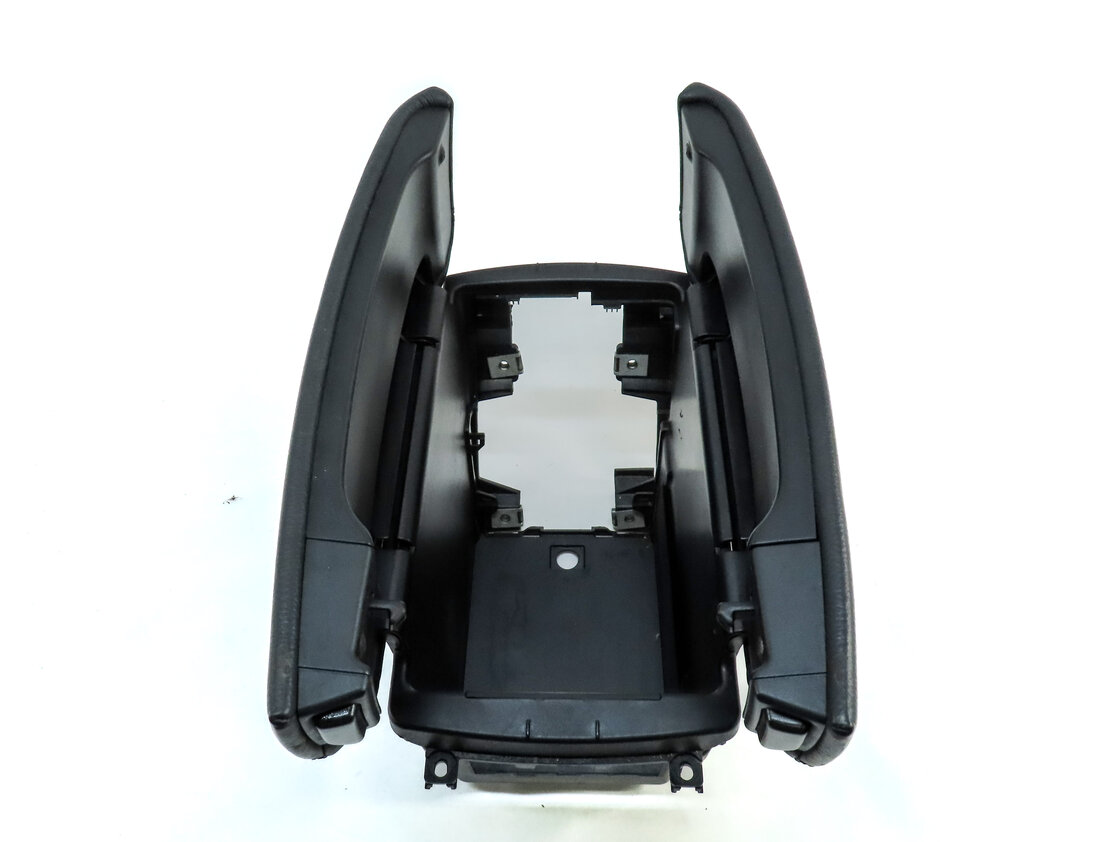 Thumbnail 8: 2014 BMW X5 (F15) CENTER CONSOLE STORAGE COMPARTMENT & LID (Black)