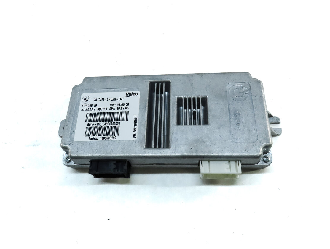 Thumbnail 2: 2014-2019 BMW WI8 X3 X4 X5 X6 X5M X6M - SURROUND VIEW CAMERA CONTROL MODULE