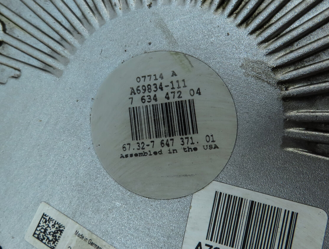 Thumbnail 7: 14-19 BMW X5 X6 (F15 F16) 4.4L N63 TURBO 850 WATT RADIATOR FAN & SHROUD ASSEMBLY