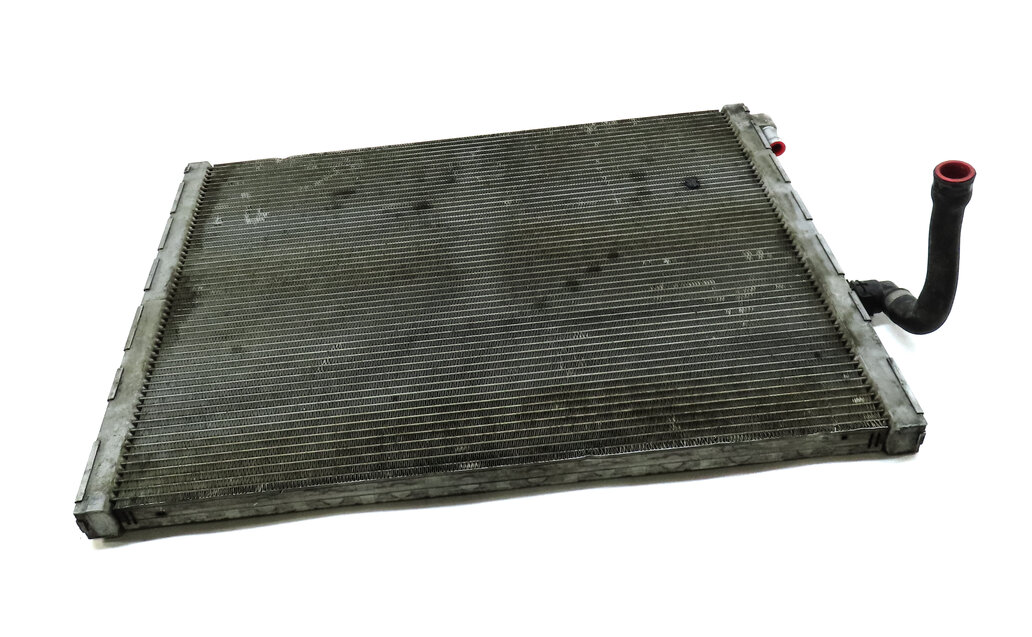 08-19 BMW X5 X5M X6 X6M (E70 E71 F15 F16 F85 F86) 4.4L - MAIN PRIMARY RADIATOR