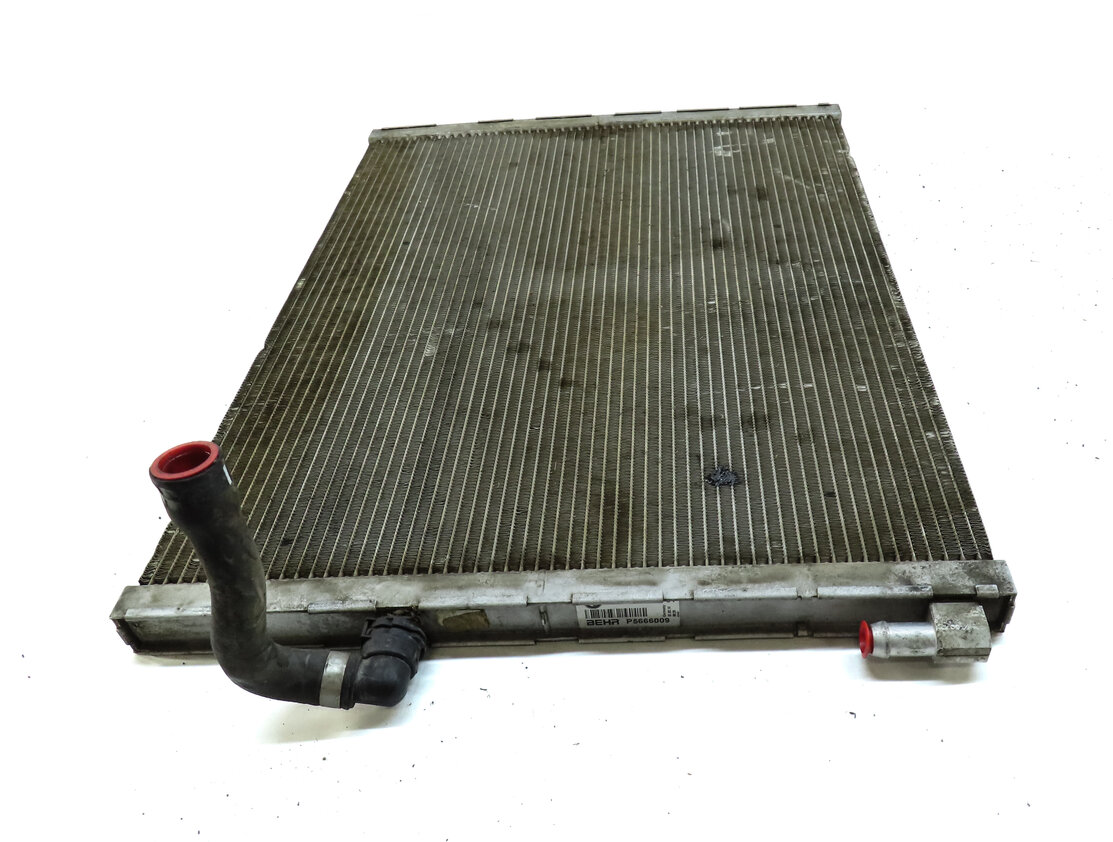 Thumbnail 4: 08-19 BMW X5 X5M X6 X6M (E70 E71 F15 F16 F85 F86) 4.4L - MAIN PRIMARY RADIATOR