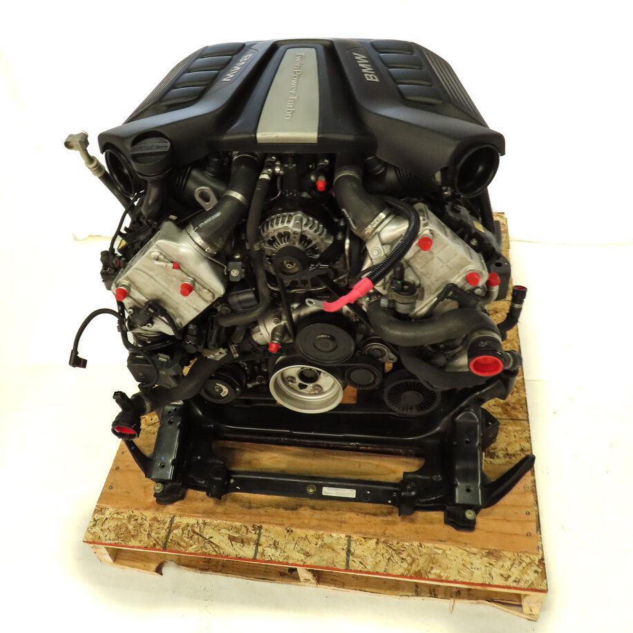 Thumbnail 2: 14-16 BMW X5 (F15) 4.4L TURBO N63 ENGINE ASSEMBLY (147k) (ASE TESTED + VIDEO)