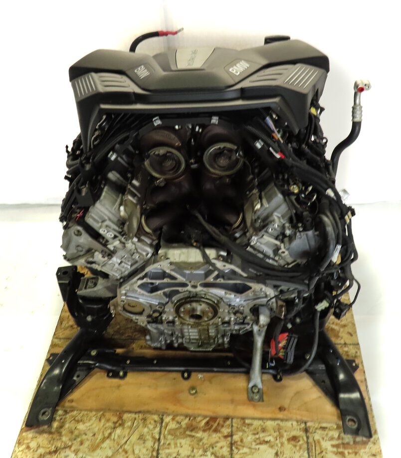Thumbnail 9: 14-16 BMW X5 (F15) 4.4L TURBO N63 ENGINE ASSEMBLY (147k) (ASE TESTED + VIDEO)