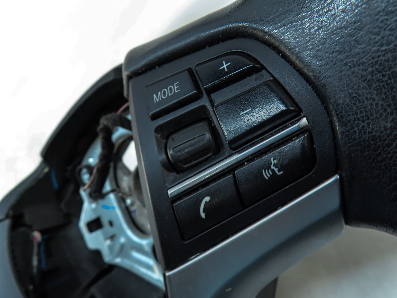 Thumbnail 8: 2014-2018 BMW X5 X6 (F15 F16) LEFT DRIVER SPORT STEERING WHEEL w/ SWITCHES