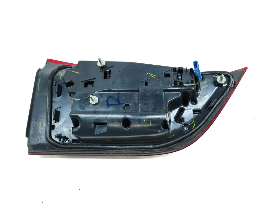 Thumbnail 5: 14-18 BMW X5 X5M (F15 F85) RIGHT PASSENGER REAR INNER LED TAILLIGHT LIGHT LAMP