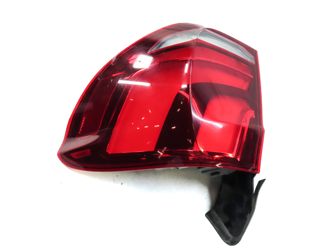 Thumbnail 4: 14-18 BMW X5 X5M F15 RIGHT PASSENGER REAR OUTER LED TAILLIGHT BRAKE LIGHT LAMP