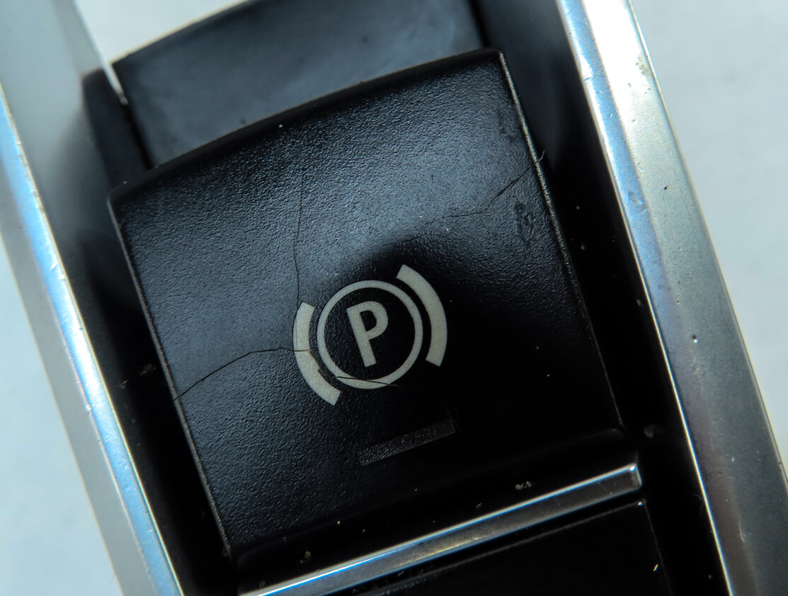 Thumbnail 9: 14-18 BMW X5 (F15) AUTOMATIC TRANSMISSION AUTO TRANS SHIFT SHIFTER BOX & KNOB
