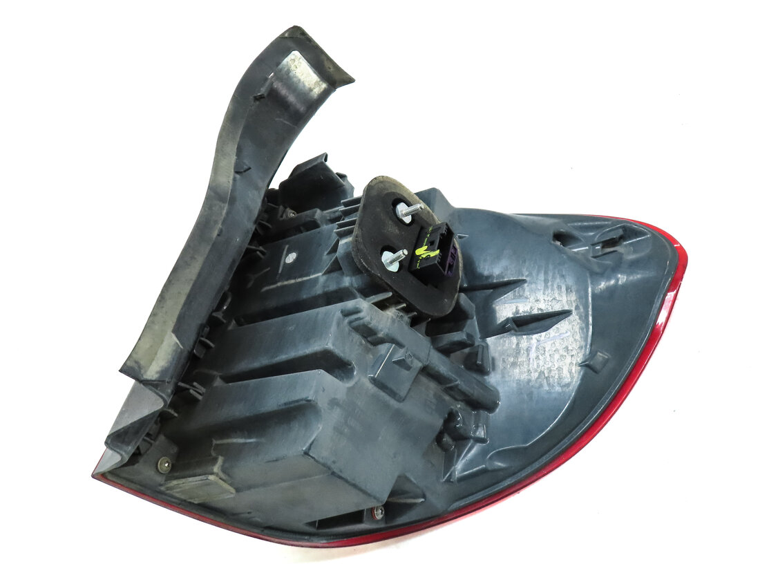 Thumbnail 4: 14-18 BMW X5 X5M ///M (F15 F85) LEFT DRIVER OUTER LED TAILLIGHT BRAKE LIGHT LAMP