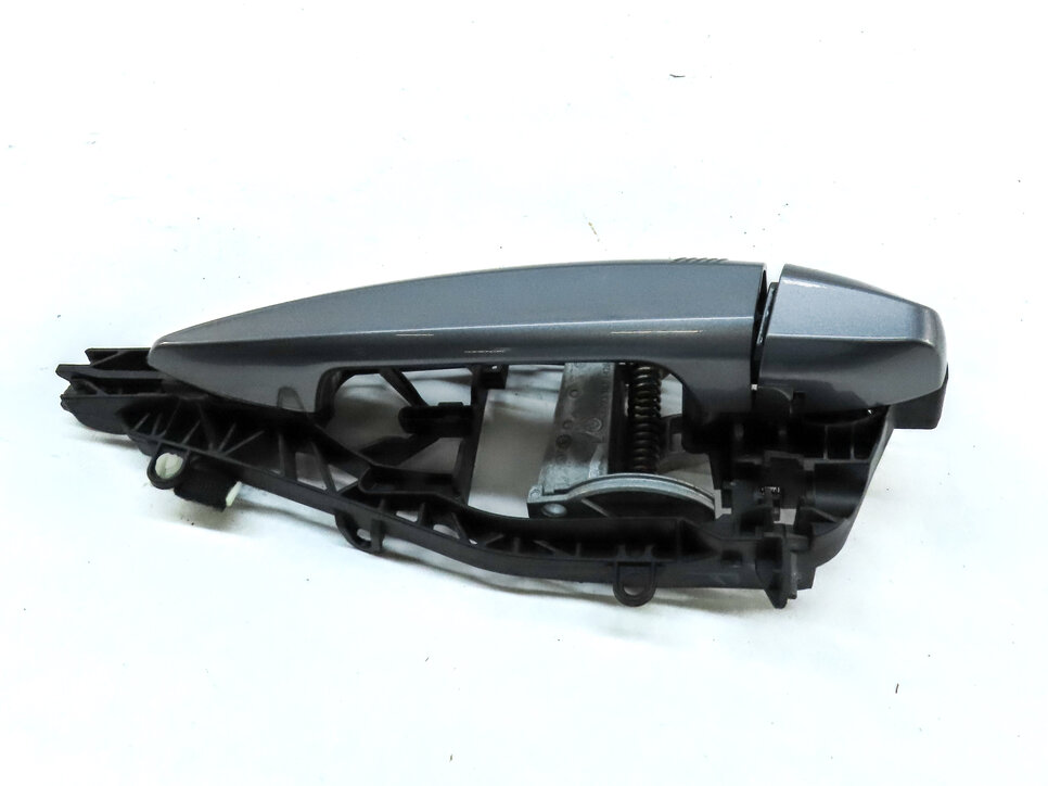 Thumbnail 3: 14-21 BMW X1 X2 X5 X6 (F15 F16 F39 F48) FRONT LEFT COMFORT DOOR HANDLE (Gray)
