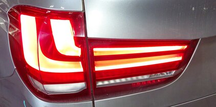 Thumbnail 2: 14-18 BMW X5 X5M ///M (F15 F85) LEFT DRIVER REAR INNER LED TAILLIGHT LIGHT LAMP