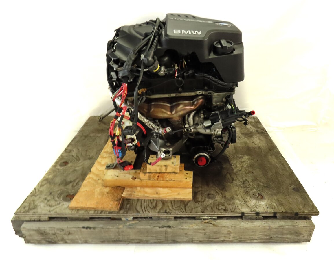 Thumbnail 4: 12-15 BMW X1 (E84) 28iX 2.0L N20 TURBO ENGINE ASSEMBLY (ASE TESTED & VIDEO 113k)