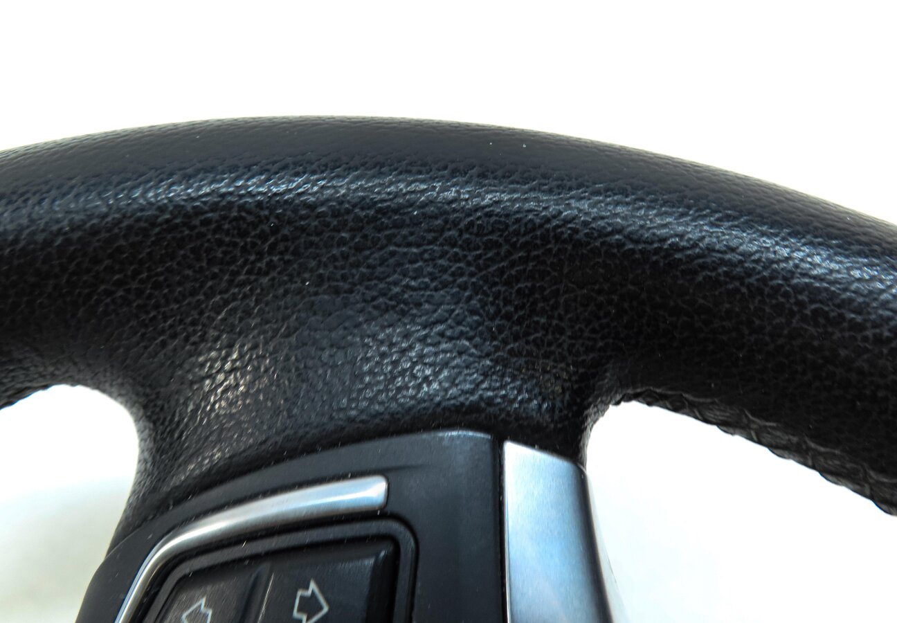Thumbnail 7: 06-15 BMW 1 3 X1 SERIES (E84 E87 E90) 3 SPOKE SPORT STEERING WHEEL w/ SWITCHES