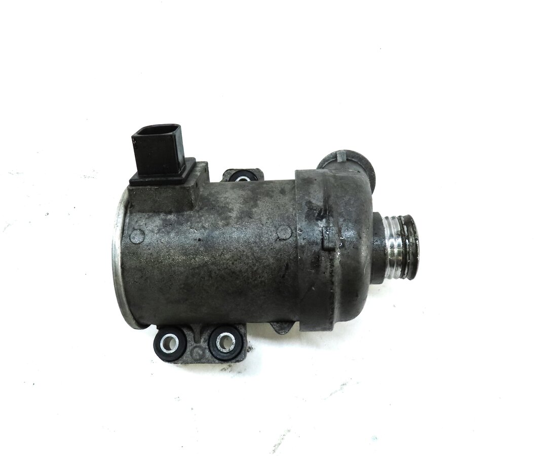 Thumbnail 5: 12-18 328i 428i 528i X3 X5 Z4 (F30 F32 F10 E84 F15 F25) 2.0L ELECTRIC WATER PUMP